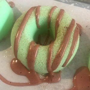 Caramel Apple Bubble Bath Bomb Donut Set